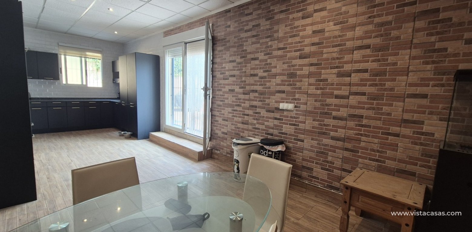Sale - Villa - Villamartin