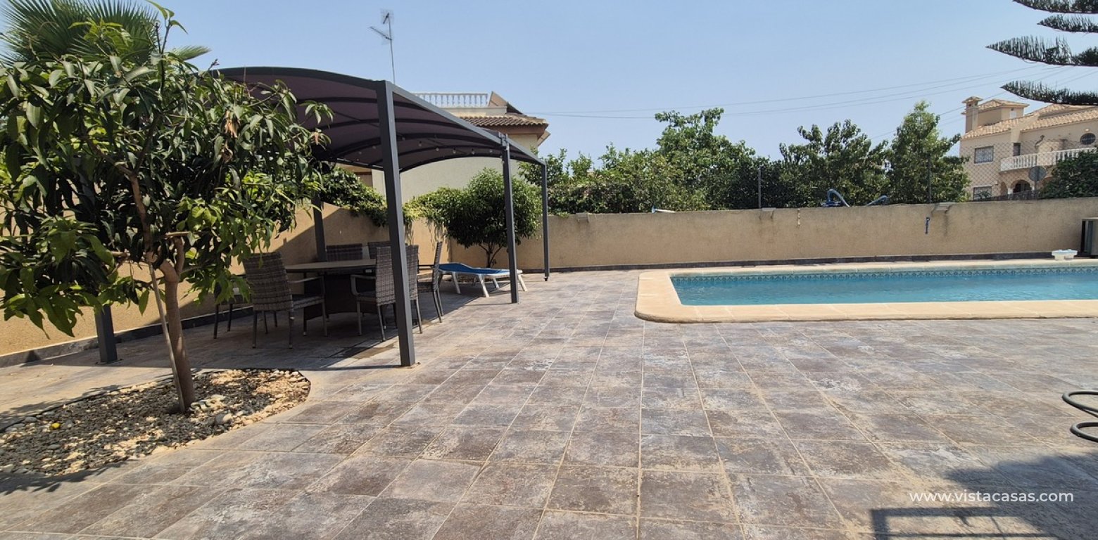 Sale - Villa - Villamartin