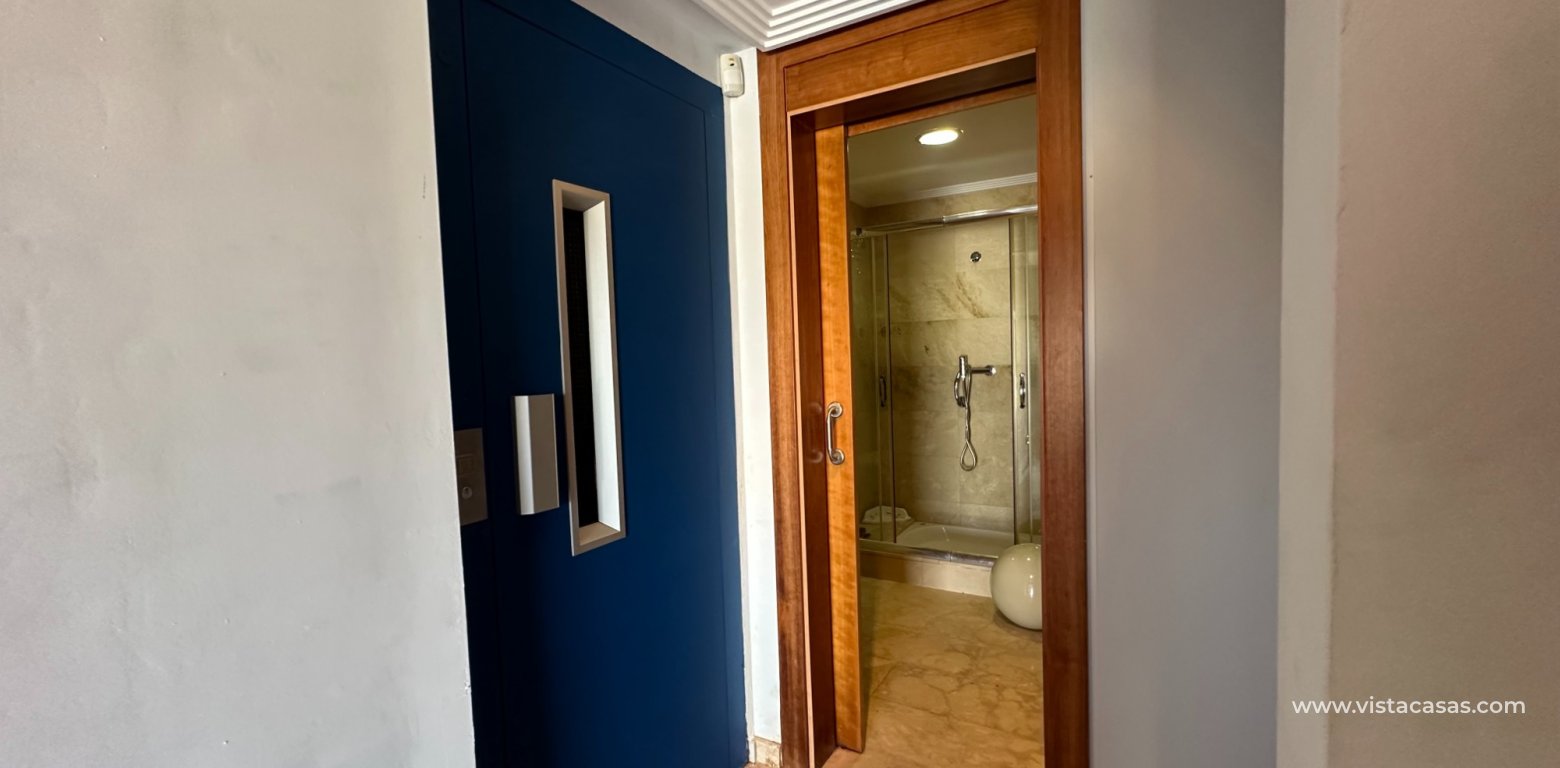 Sale - Villa - Algorfa - La Finca Golf Resort