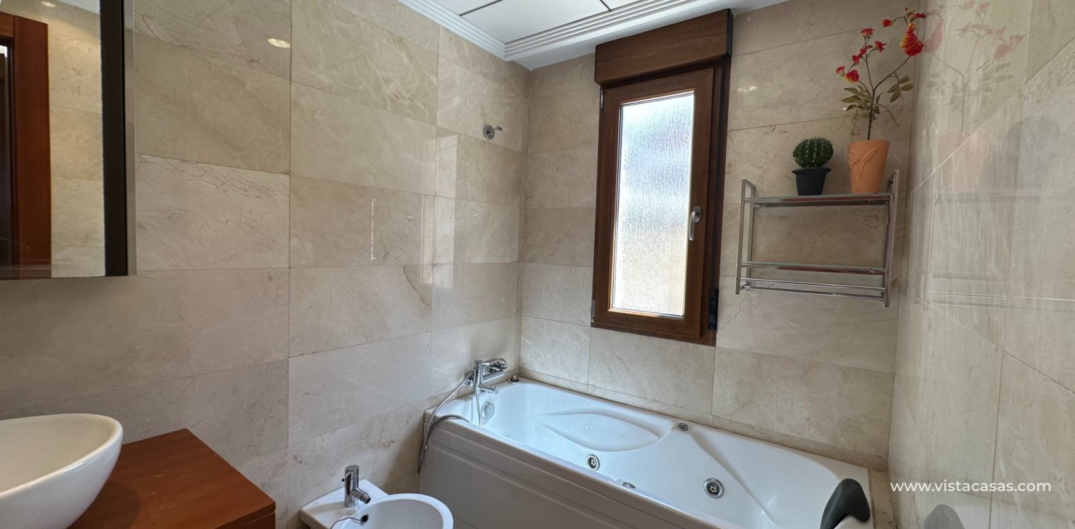 Sale - Villa - Algorfa - La Finca Golf Resort