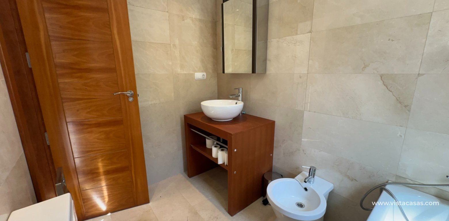 Sale - Villa - Algorfa - La Finca Golf Resort