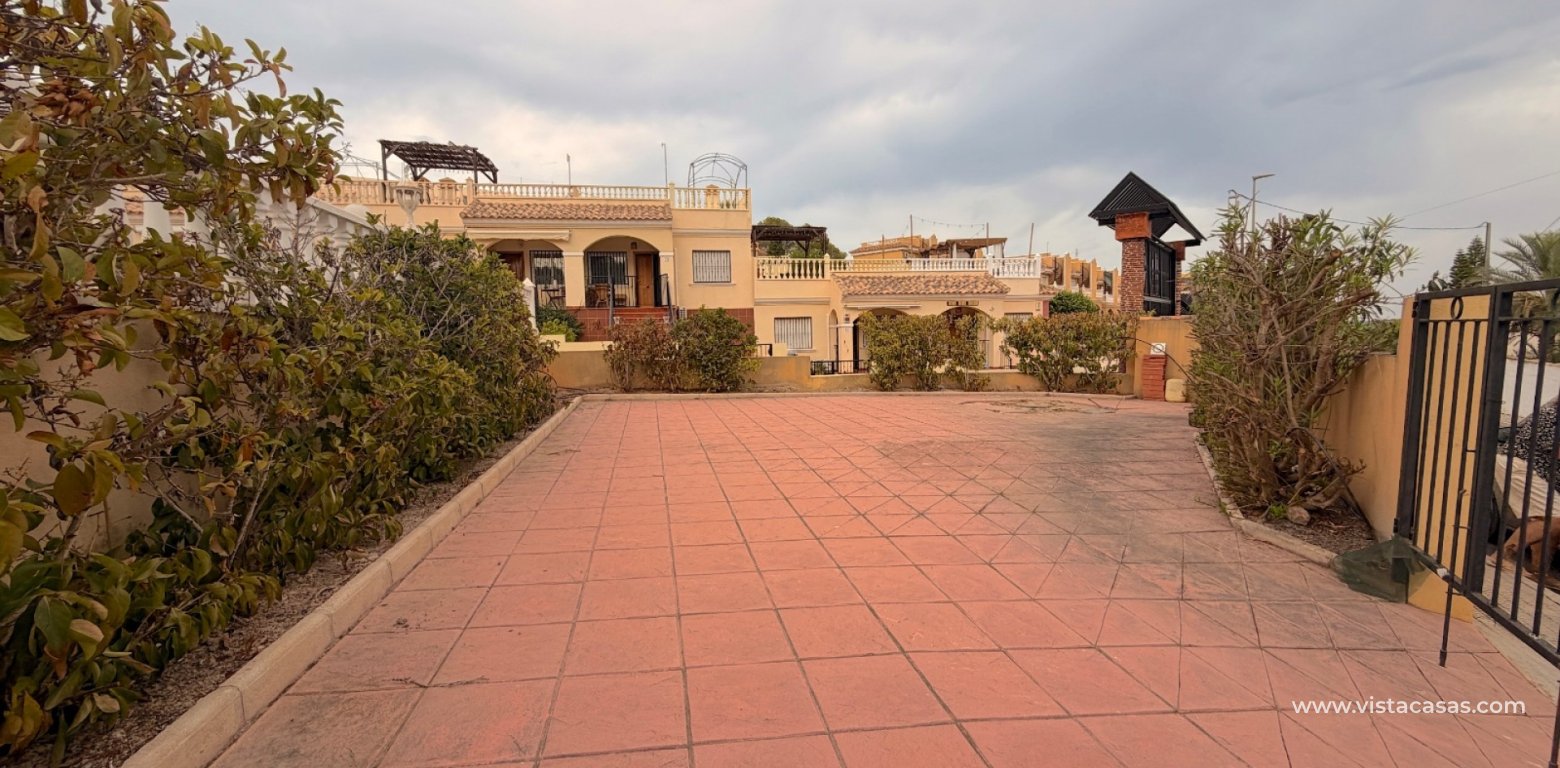 Resale - Villa - Algorfa