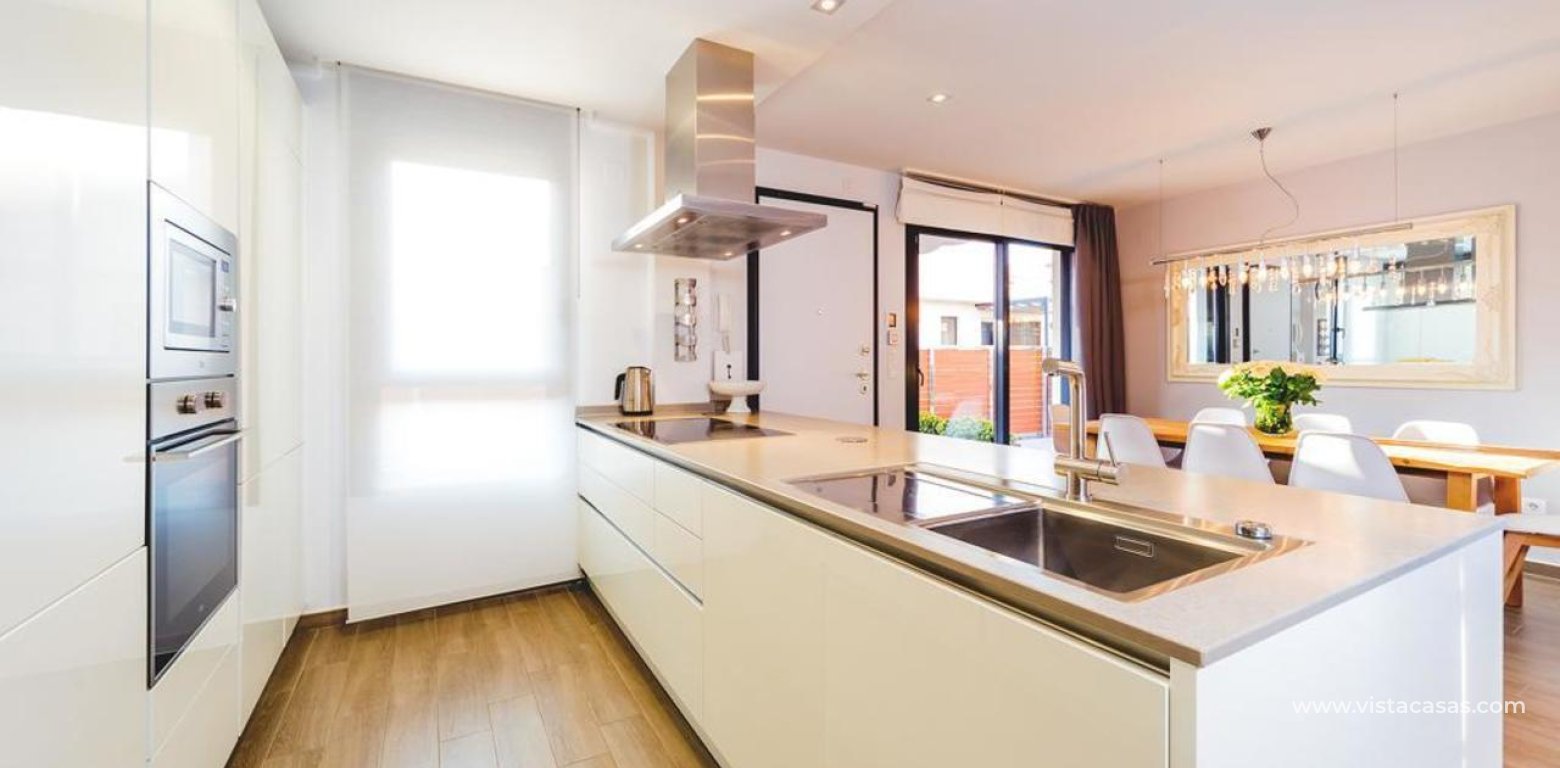 Sale - Villa - Torrevieja