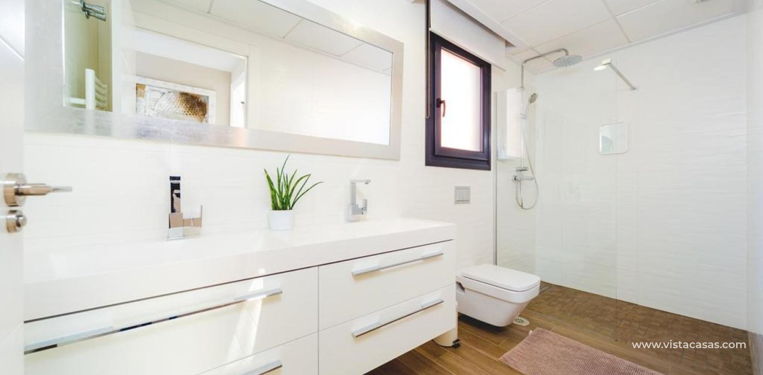 Sale - Villa - Torrevieja