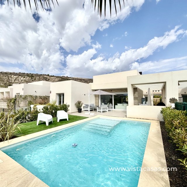 Villa - Resale - Algorfa - La Finca Golf Resort