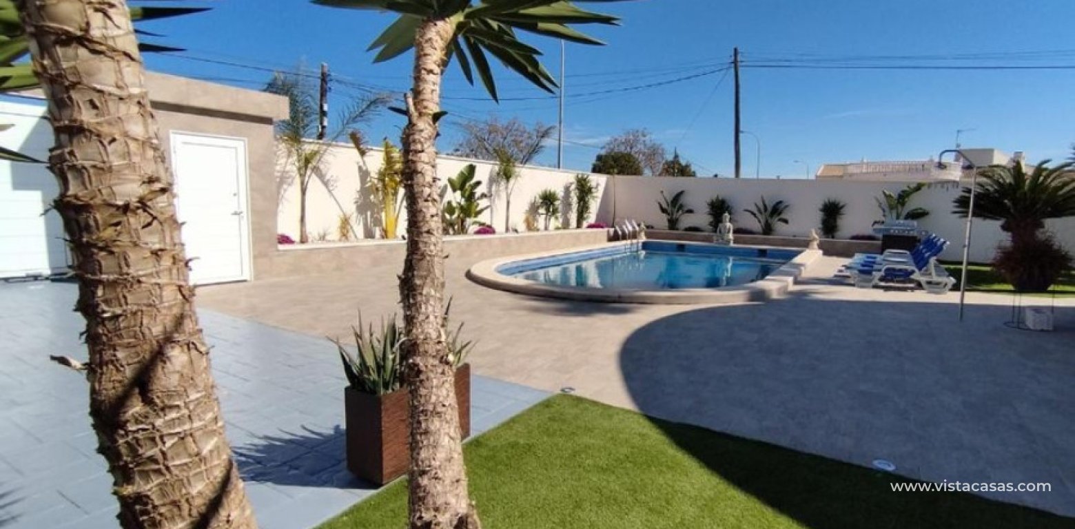 Sale - Villa - Torrevieja