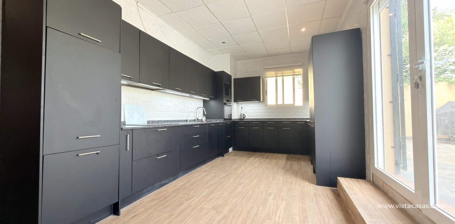 Sale - Villa - Villamartin