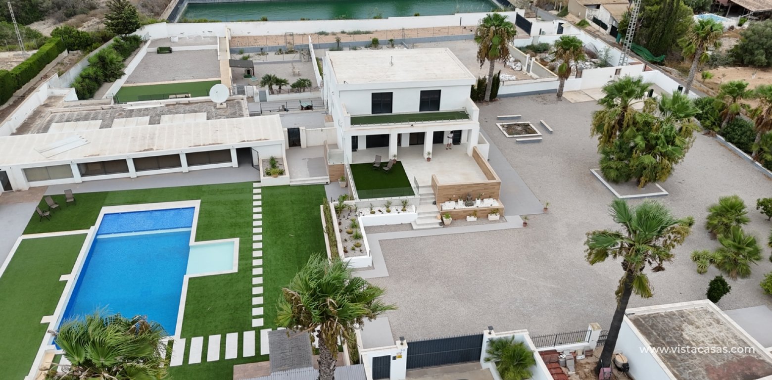 Resale - Villa - Los Montesinos