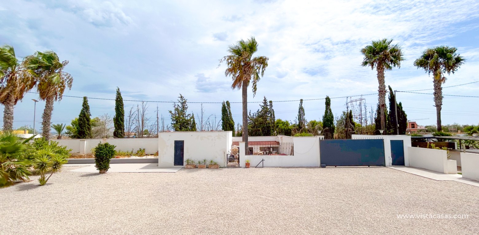 Resale - Villa - Los Montesinos