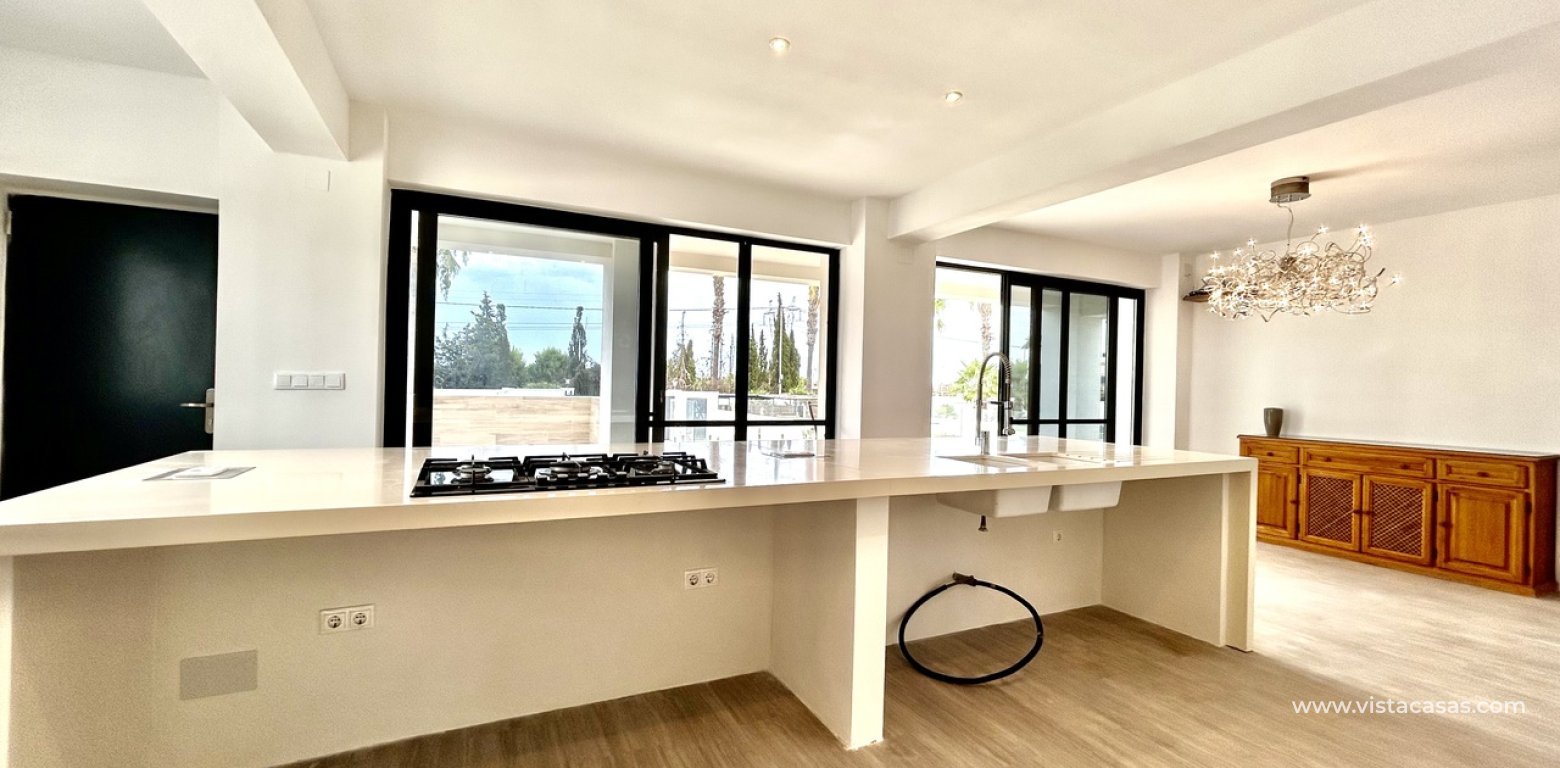 Resale - Villa - Los Montesinos