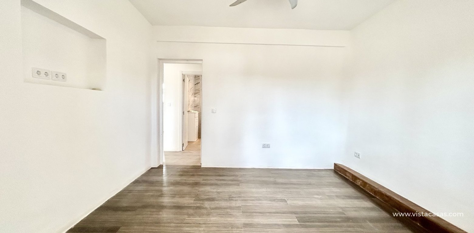 Resale - Villa - Los Montesinos