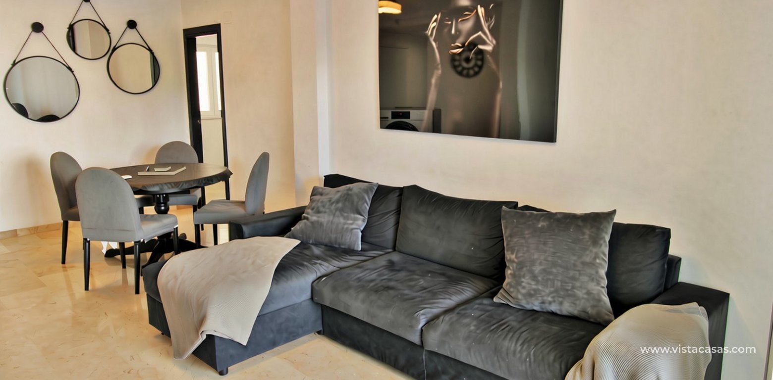 Resale - Apartment - Villamartin