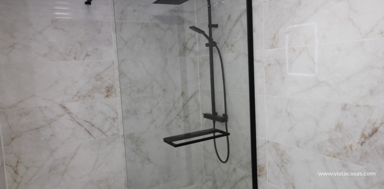 Resale - Apartment - Villamartin