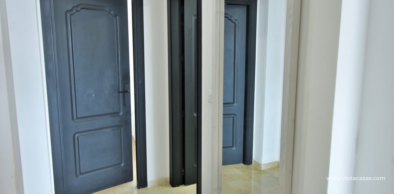 Resale - Apartment - Villamartin