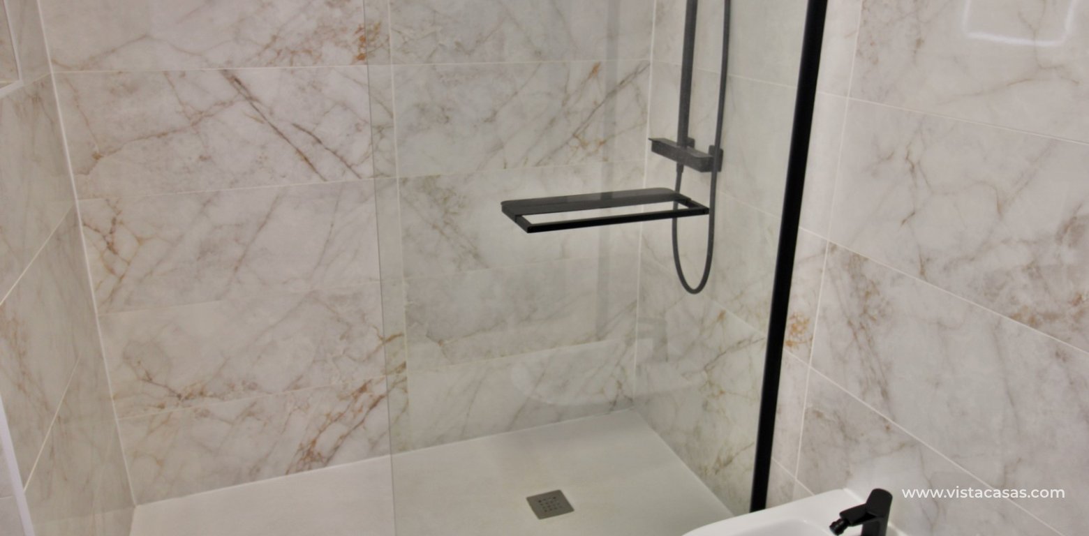 Resale - Apartment - Villamartin