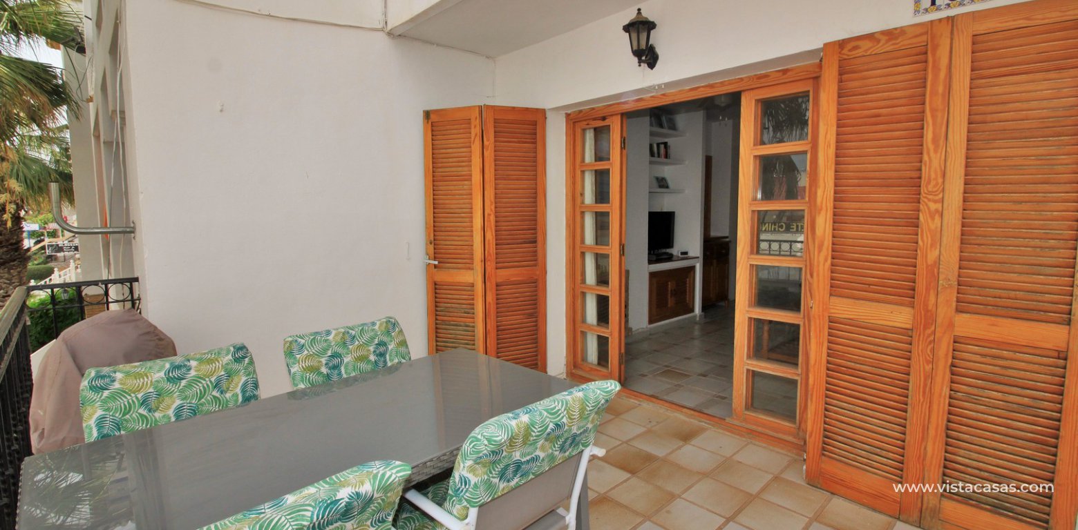 Apartment with tourist licence for sale in the Villamartin Plaza balcony