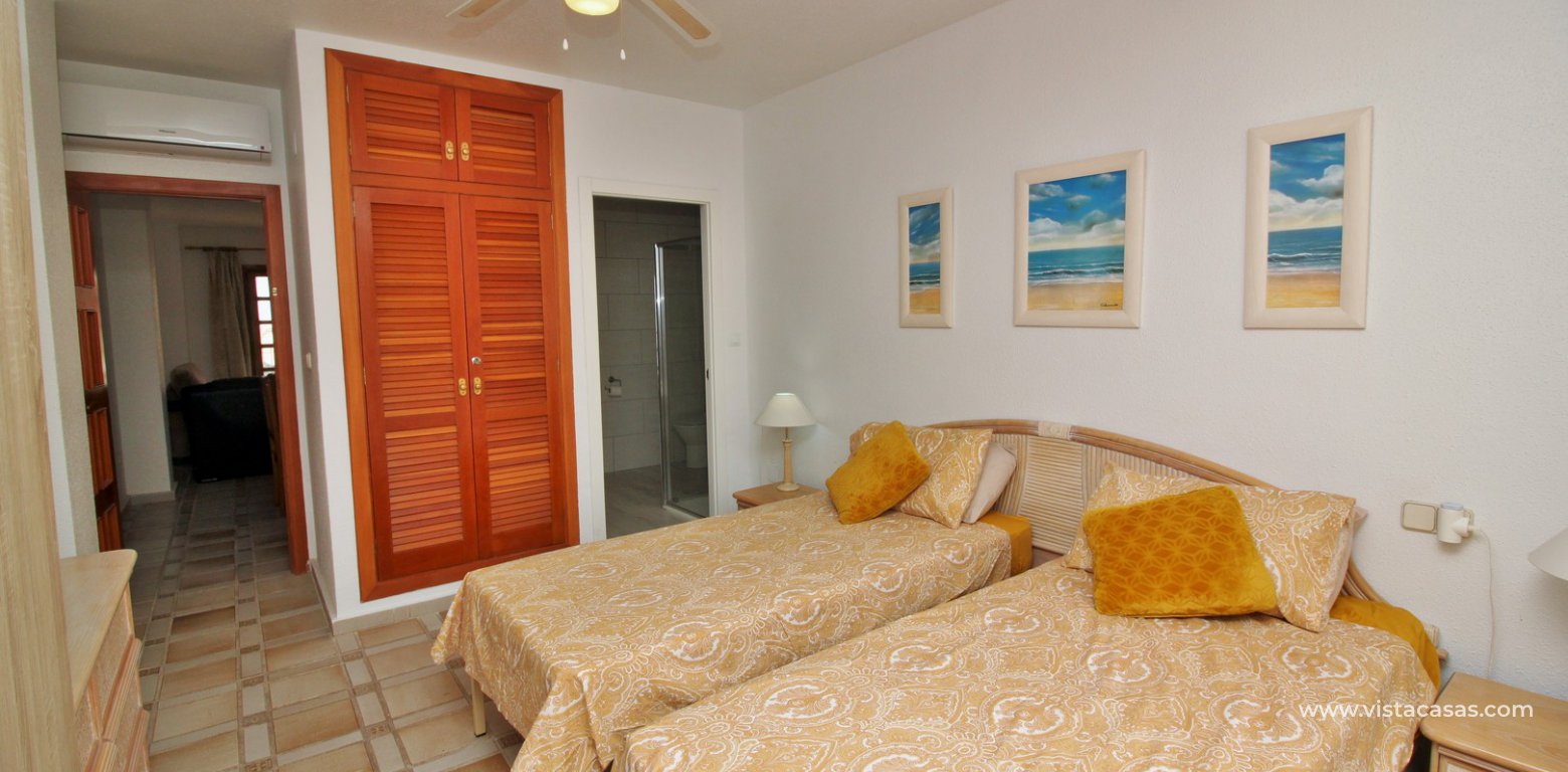Apartment with tourist licence for sale in the Villamartin Plaza bedroom fitted wardrobes