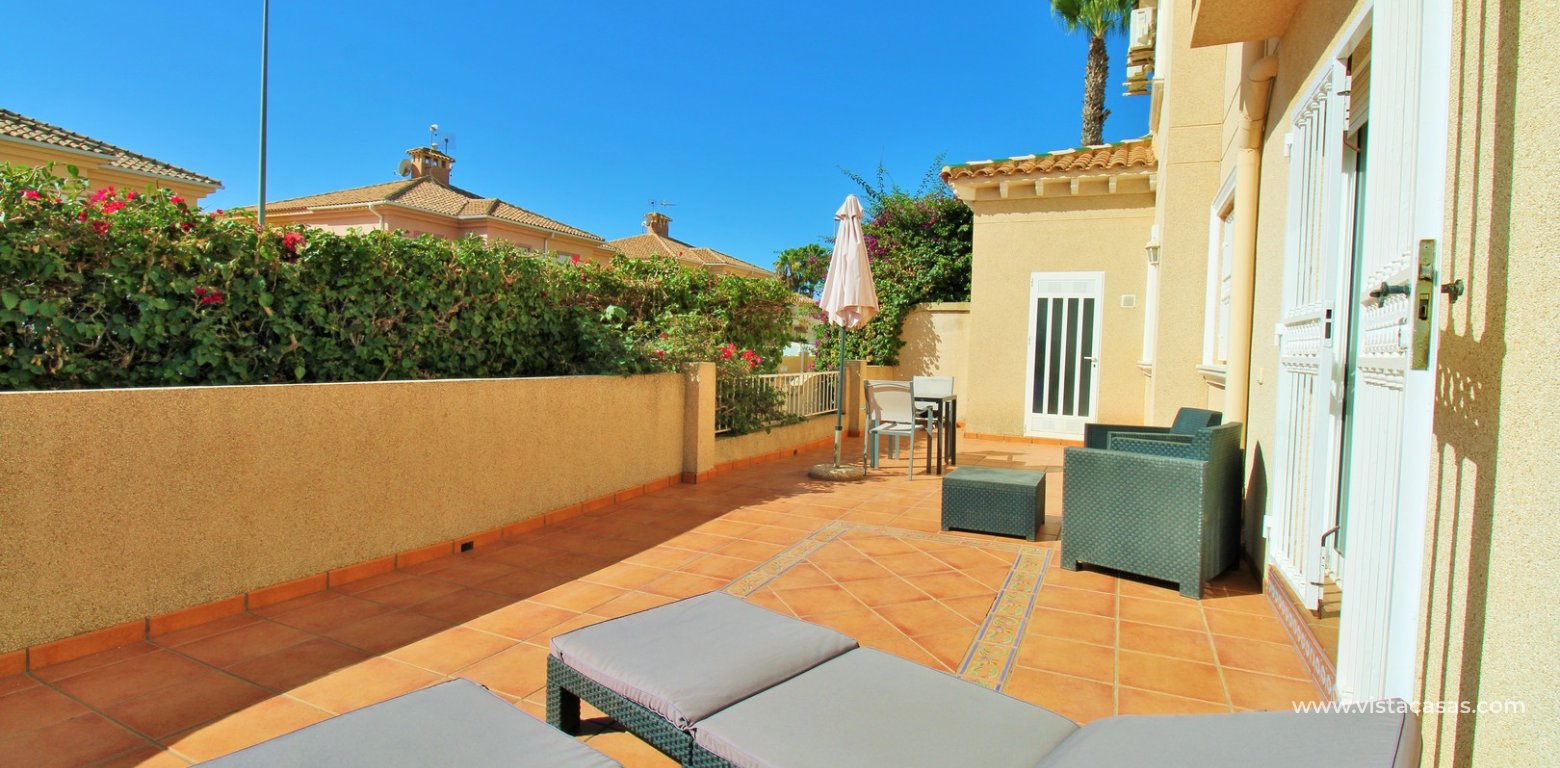 Ground floor apartment for sale in Miraflores V Pau 8 Villamartin terrace 2