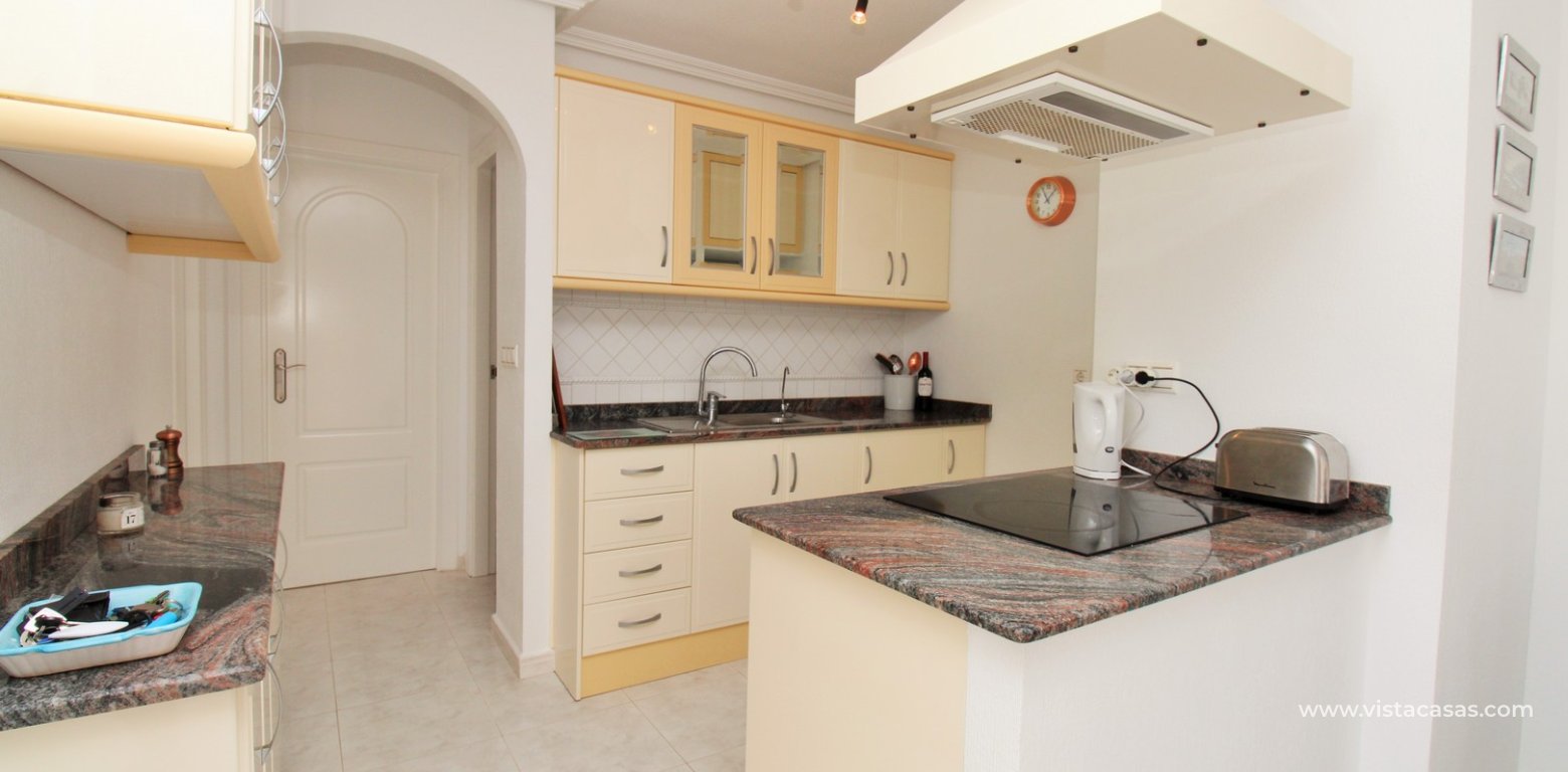 Ground floor apartment for sale in Miraflores V Pau 8 Villamartin kitchen