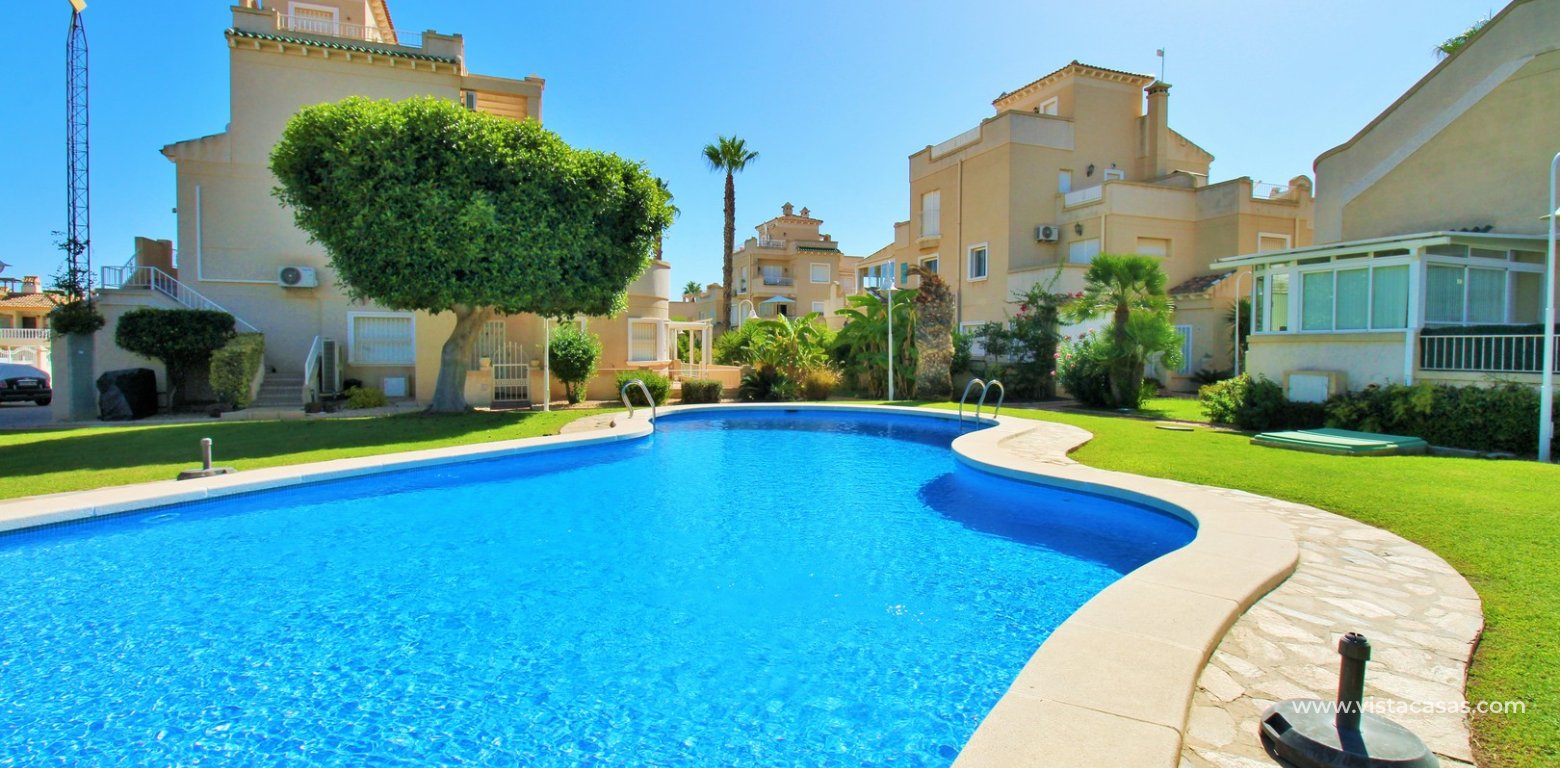Ground floor apartment for sale in Miraflores V Pau 8 Villamartin pool swimming pool