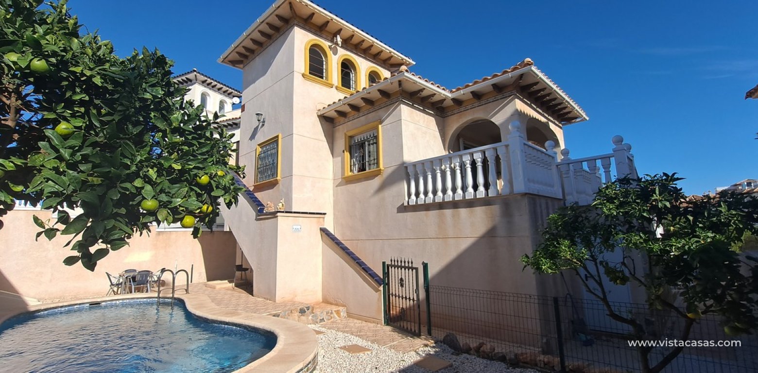 Sale - Villa - La Zenia