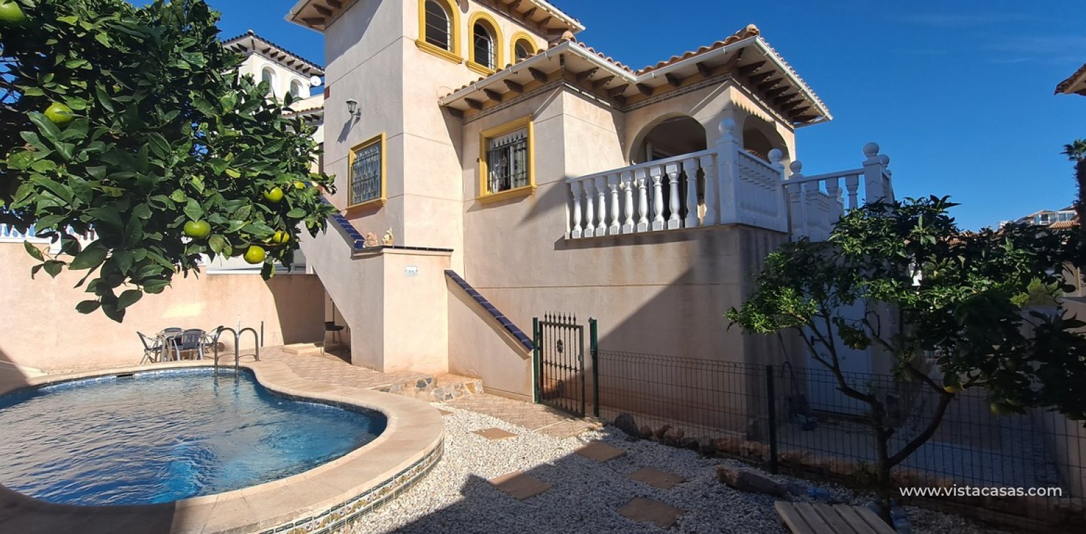 Sale - Villa - La Zenia