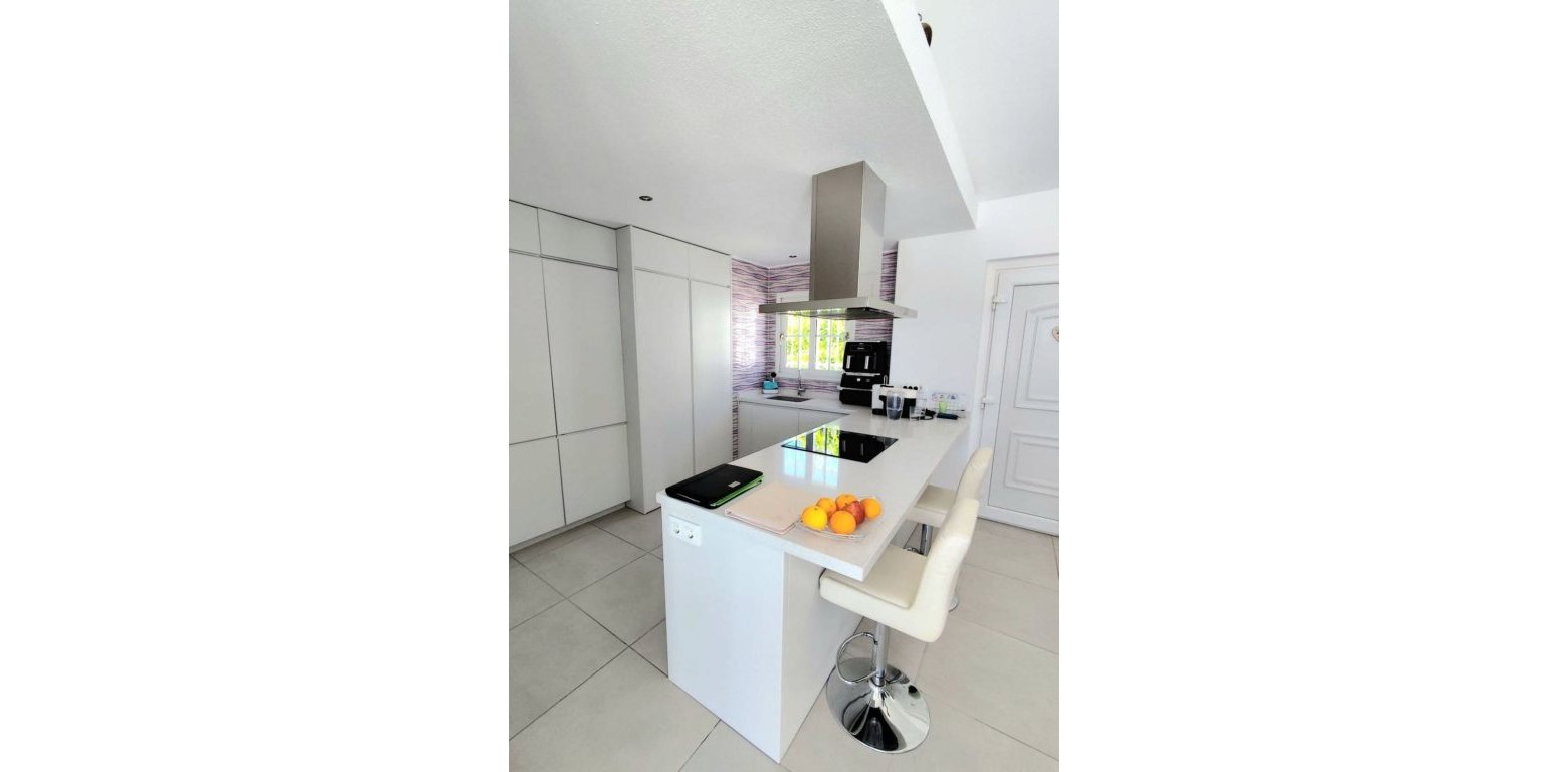 Sale - Villa - Villamartin - 