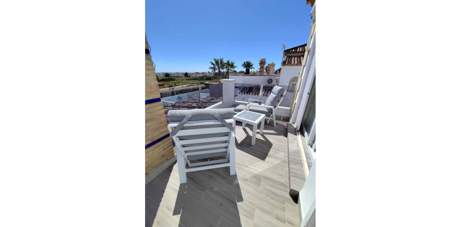 Sale - Villa - Villamartin - 