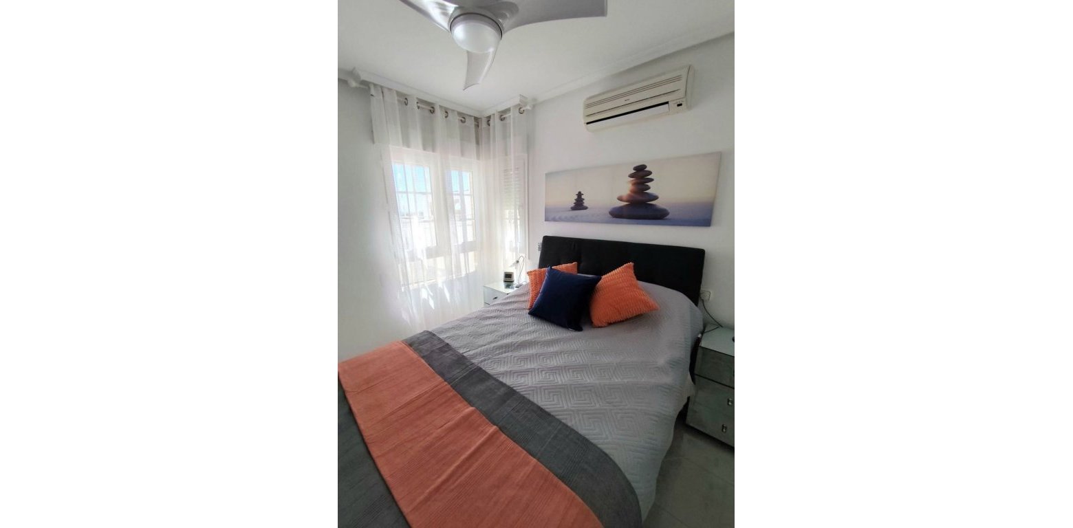 Sale - Villa - Villamartin - 