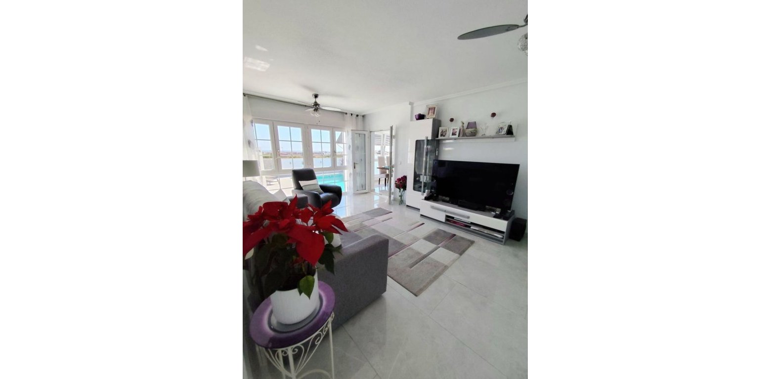 Sale - Villa - Villamartin - 