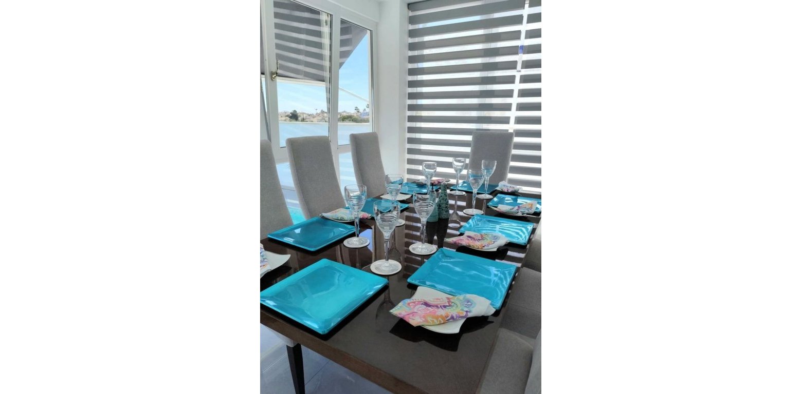 Sale - Villa - Villamartin - 