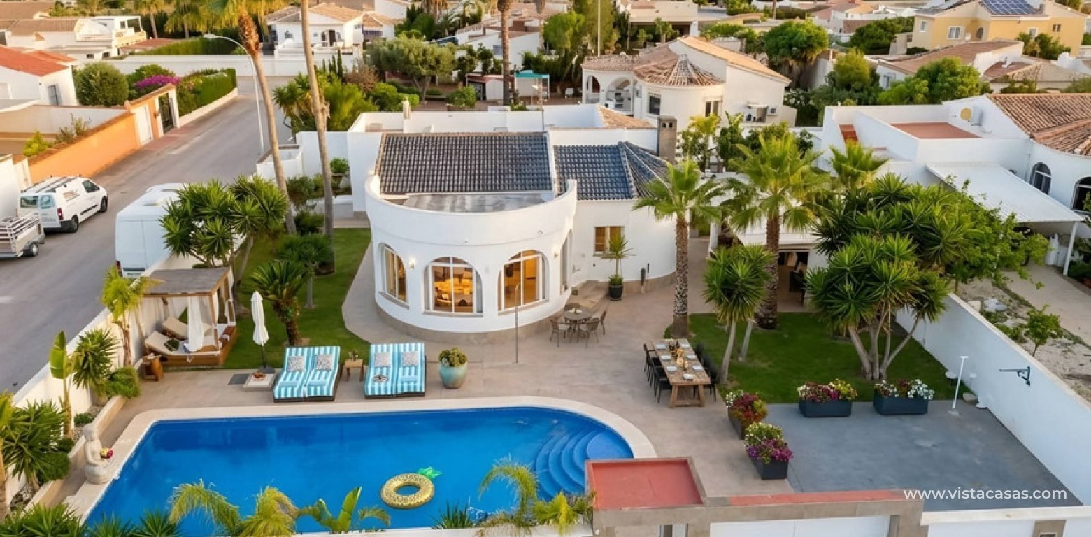 Sale - Villa - Torrevieja