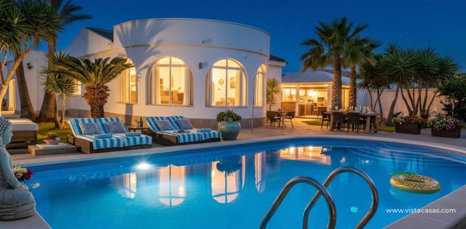 Sale - Villa - Torrevieja