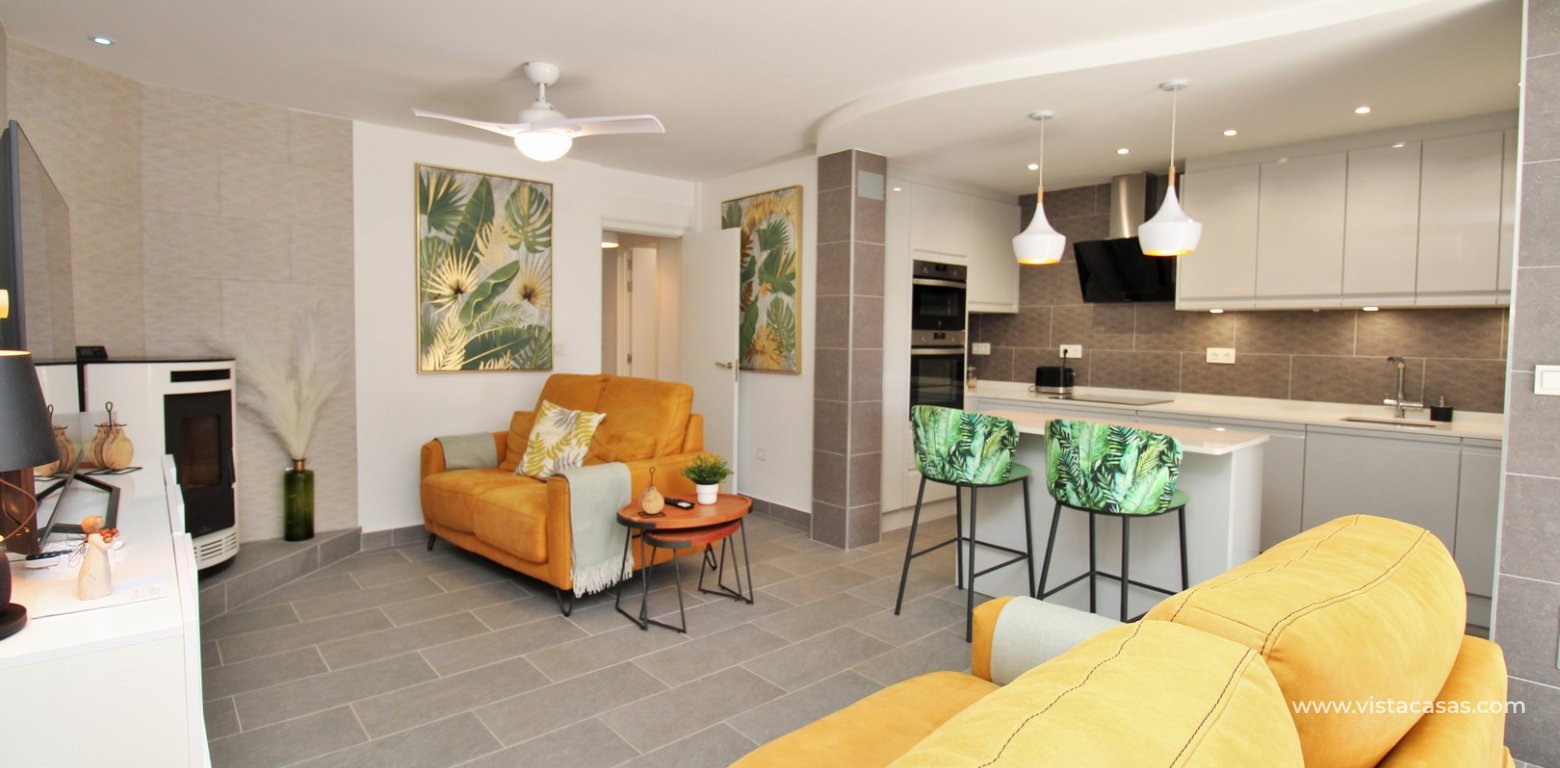 Renovated Lola Bungalow in Valencias Villamartin lounge 4