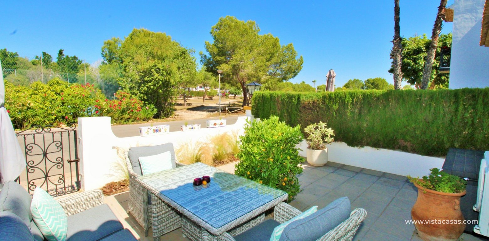 Renovated Lola Bungalow in Valencias Villamartin garden back