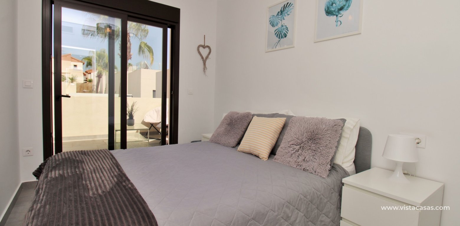 Modern 3 Bed Townhouse in Ilios Pau 8 Villamartin master bedroom
