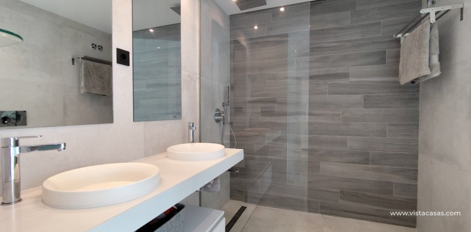 Sale - Apartament - El Raso