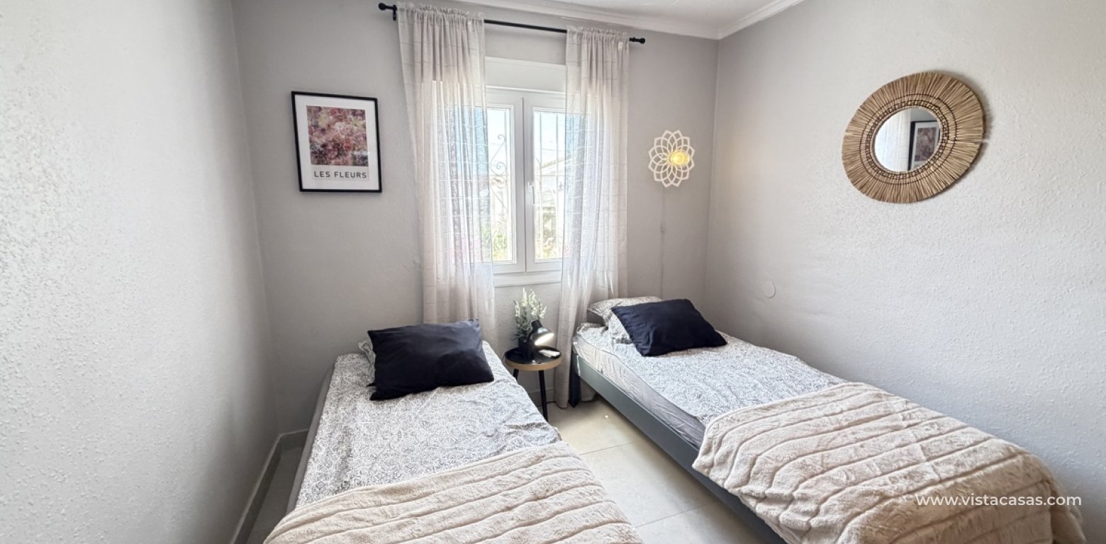 Sale - Villa - Torrevieja - San Luis