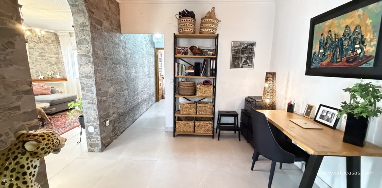 Sale - Villa - Torrevieja - San Luis