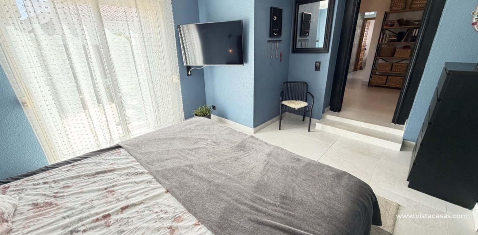 Sale - Villa - Torrevieja - San Luis
