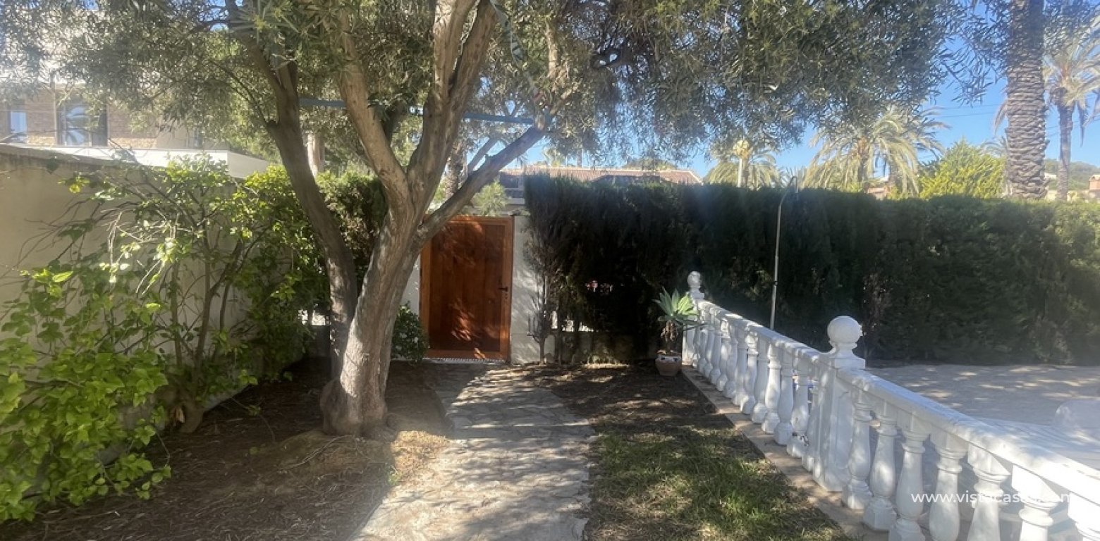 Resale - Villa - Cabo Roig