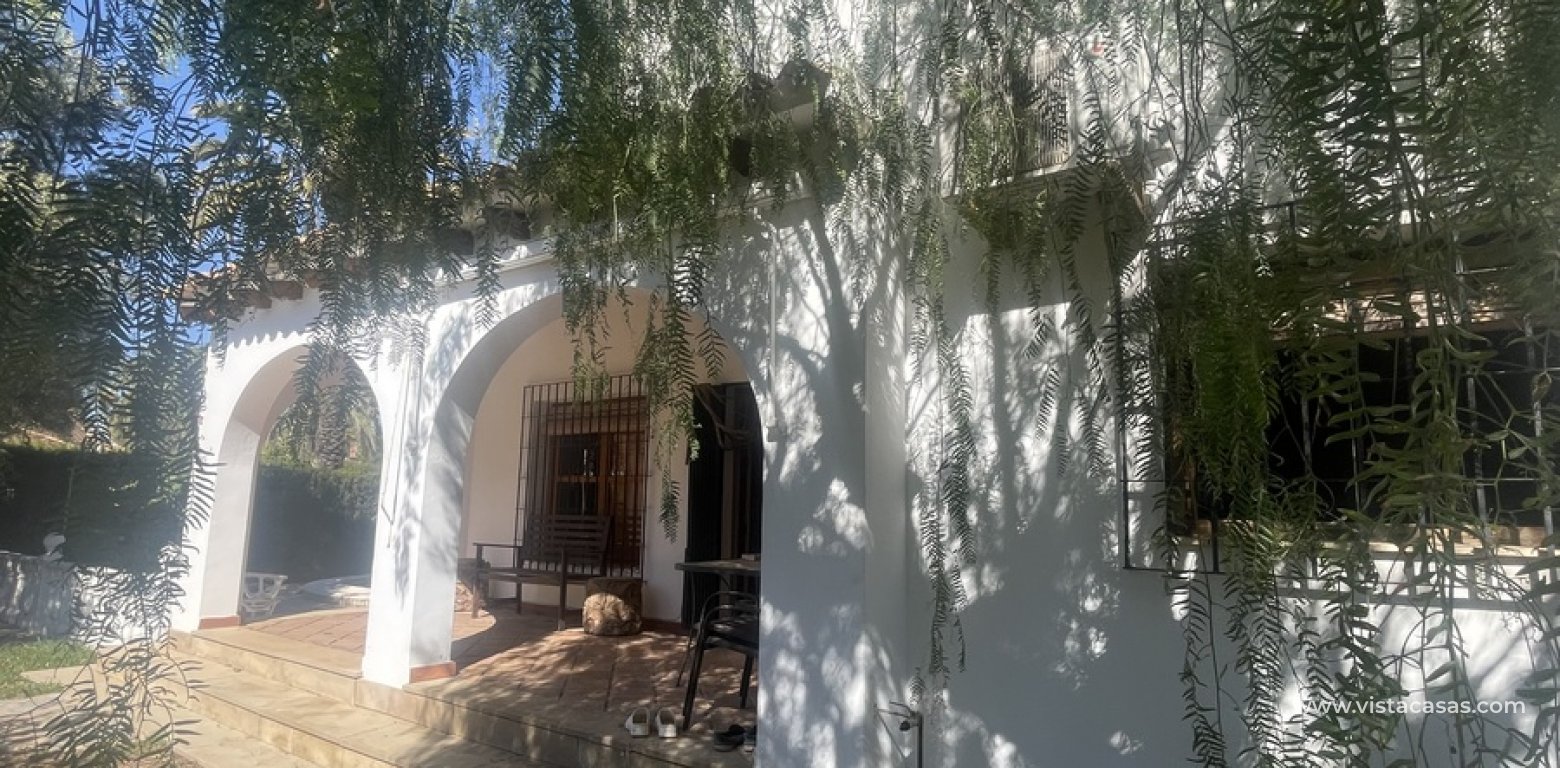 Resale - Villa - Cabo Roig
