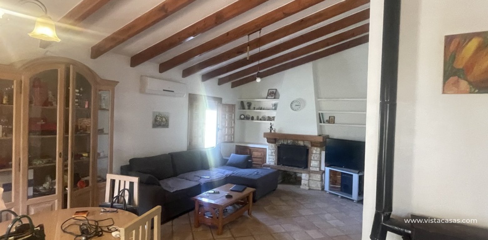 Resale - Villa - Cabo Roig