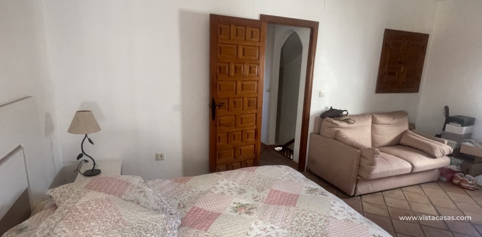 Resale - Villa - Cabo Roig