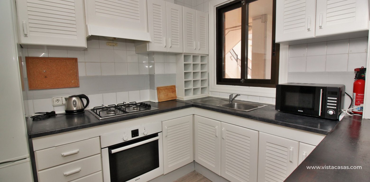 Apartment for sale with tourist licence in the Villamartin Plaza kitchen 2