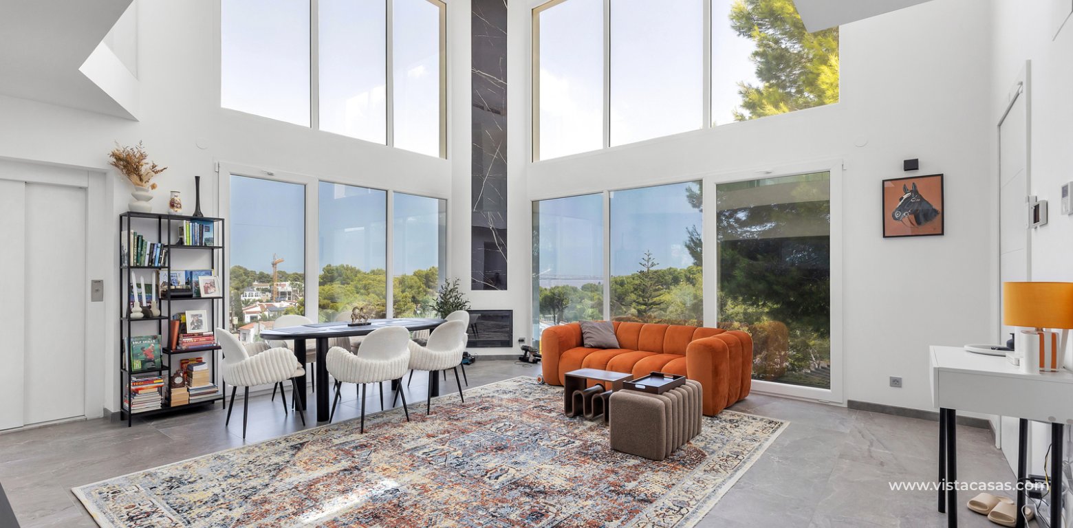 Sale - Villa - Los Balcones