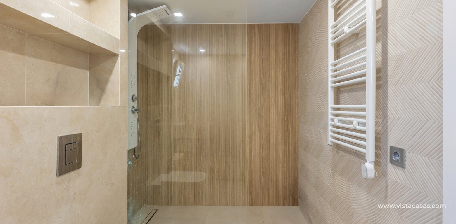 Sale - Villa - Los Balcones