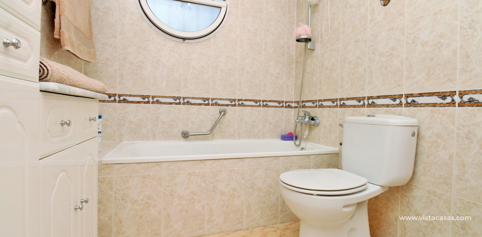 3 Bedroom Quad for Sale in Zodiaco V Villamartin bathroom 2