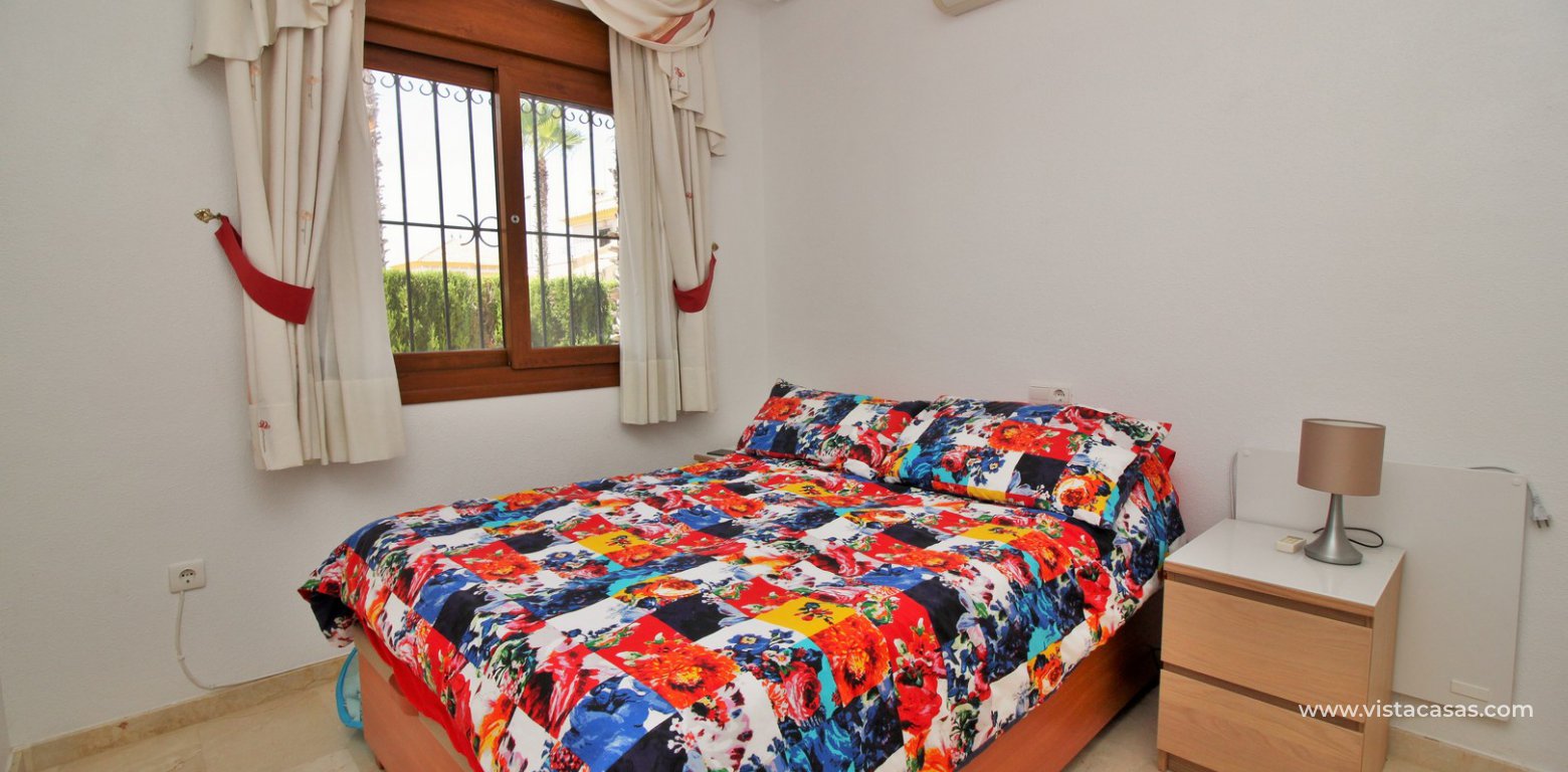 Bungalow for sale in Oporto Golf Pau 8 Villamartin double bedroom
