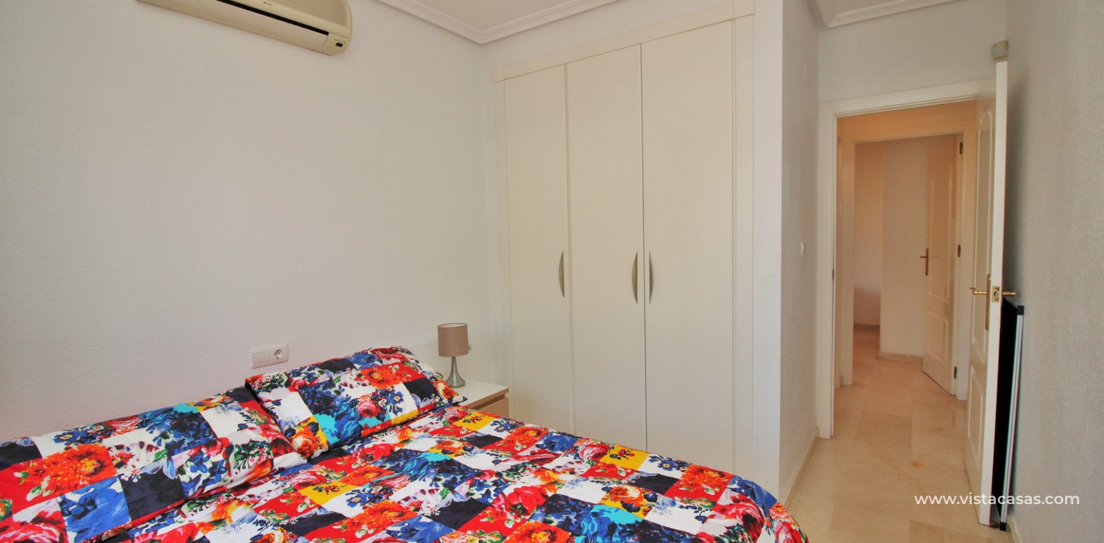 Bungalow for sale in Oporto Golf Pau 8 Villamartin double bedroom fitted wardrobes